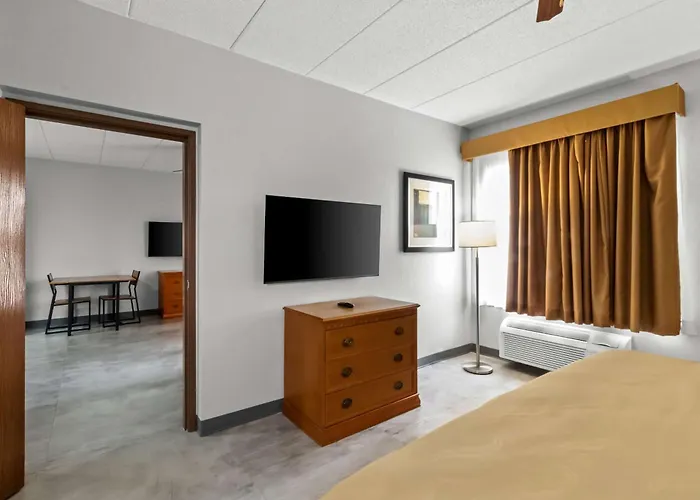 Quality Inn & Suites Cvg Airport